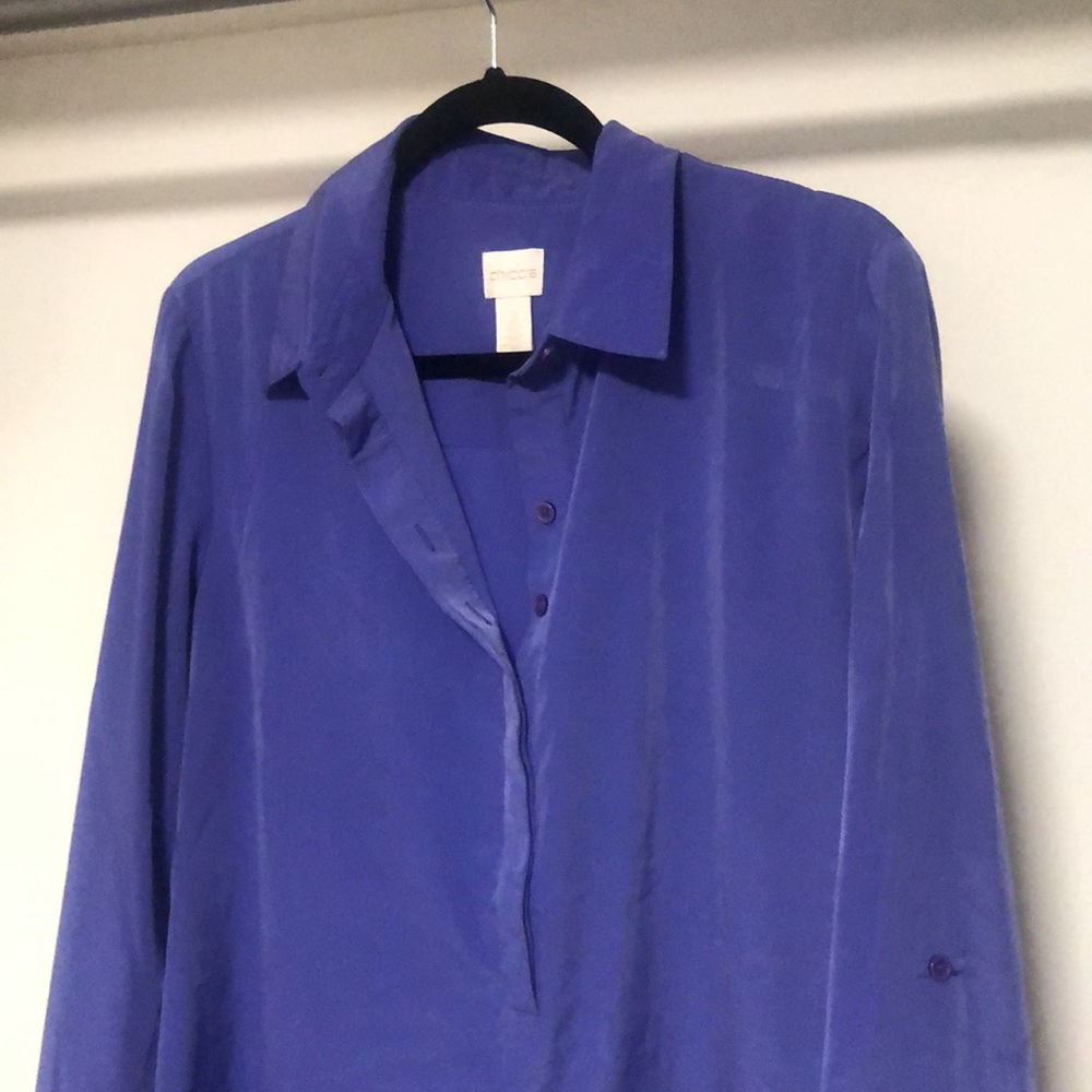 Chico’s Blouse with roll up tab sleeves shirt in Size 2